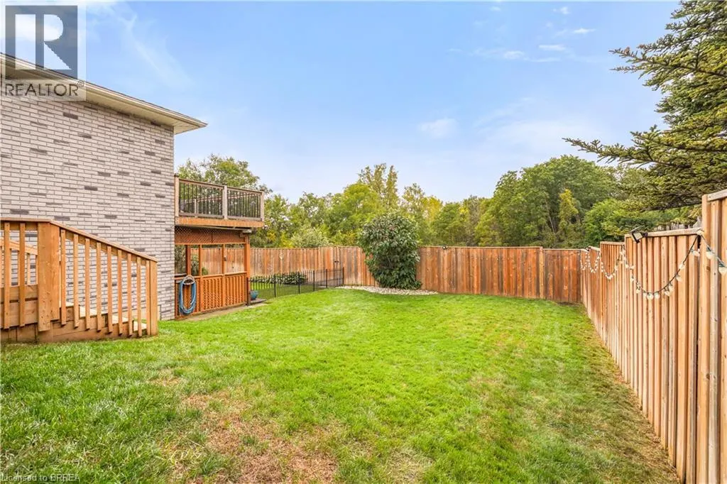 26 MACPHERSON Drive