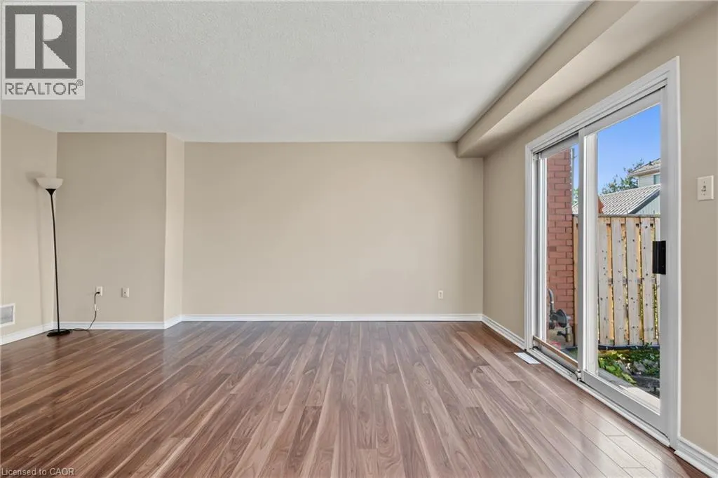 391 STONE CHURCH Road E Unit# 14 #14