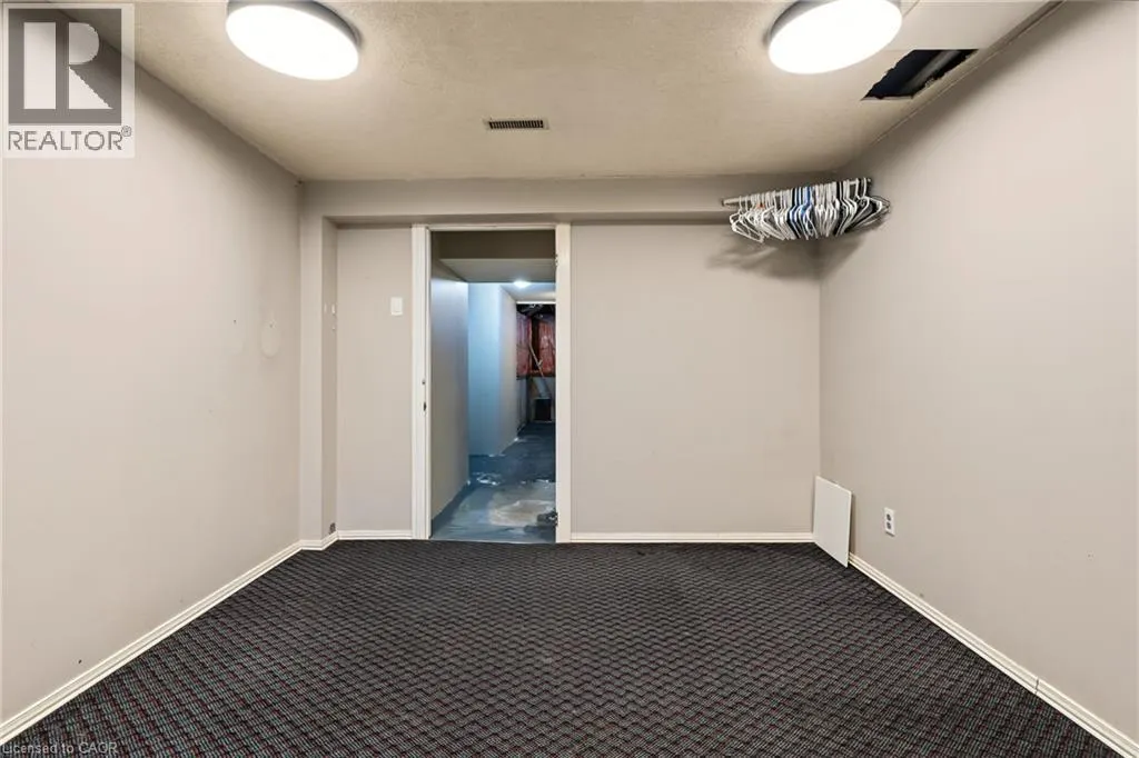 391 STONE CHURCH Road E Unit# 14 #14