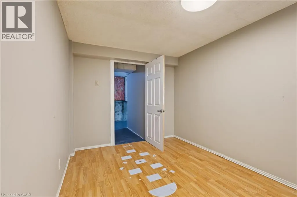 391 STONE CHURCH Road E Unit# 14 #14