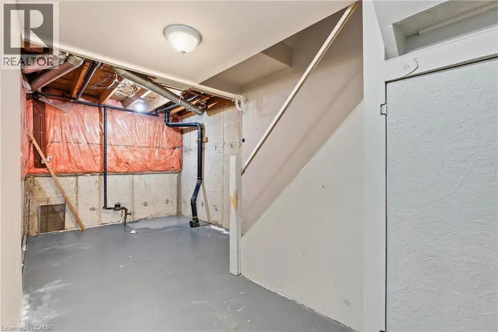 391 STONE CHURCH Road E Unit# 14 #14