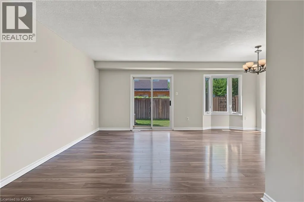 391 STONE CHURCH Road E Unit# 14 #14