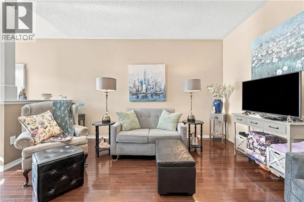 745 FARMSTEAD Drive Unit# 55 #55