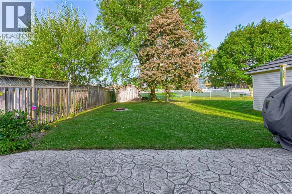 47 HILLTOP Drive