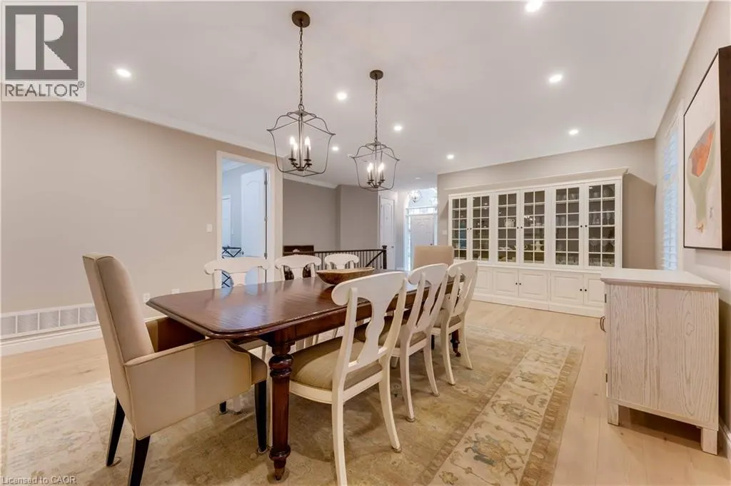 213 EDGEWATER Crescent