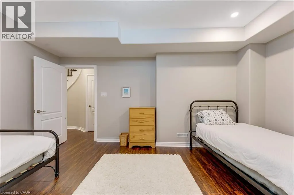 213 EDGEWATER Crescent