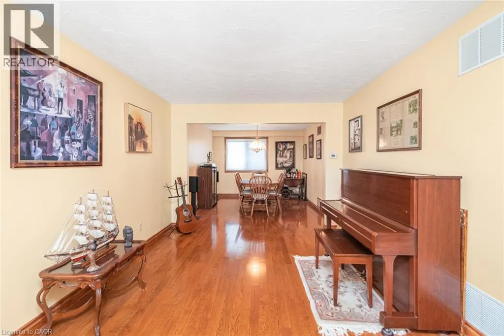 311 HEMLOCK Avenue