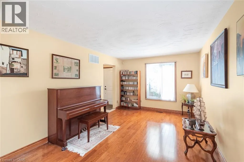 311 HEMLOCK Avenue