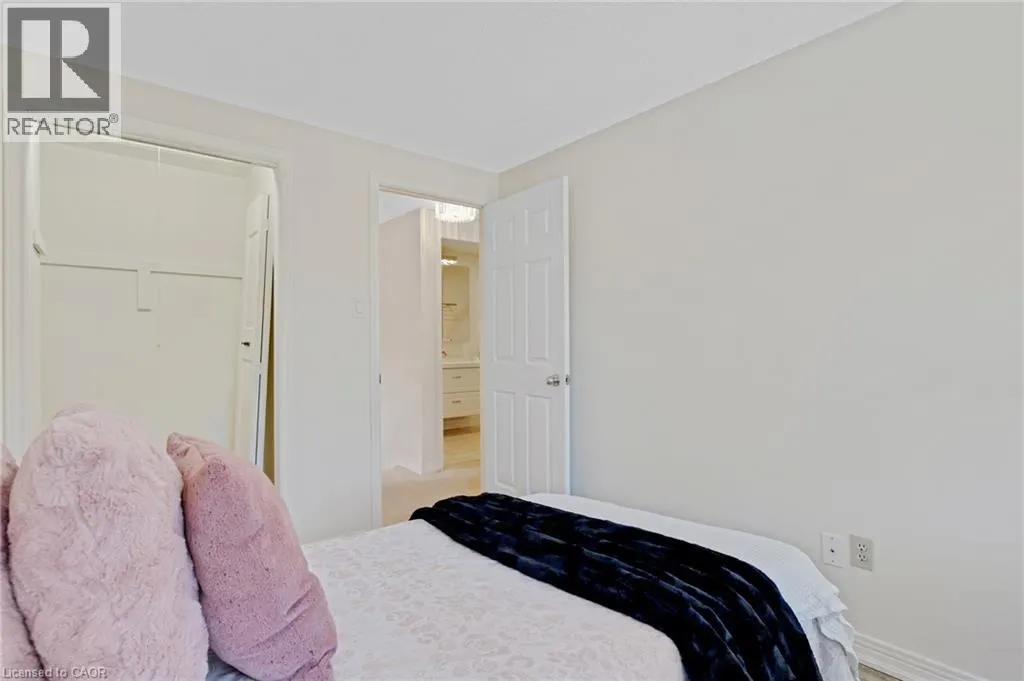 375 HOLIDAY INN Drive Unit# 28 #28