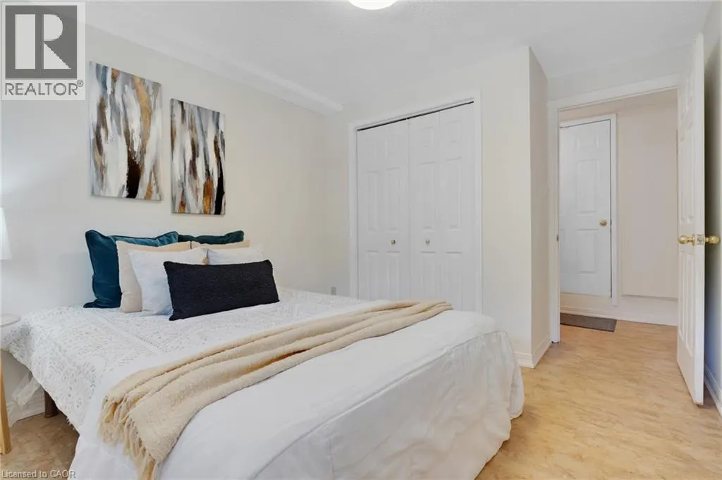 375 HOLIDAY INN Drive Unit# 28 #28