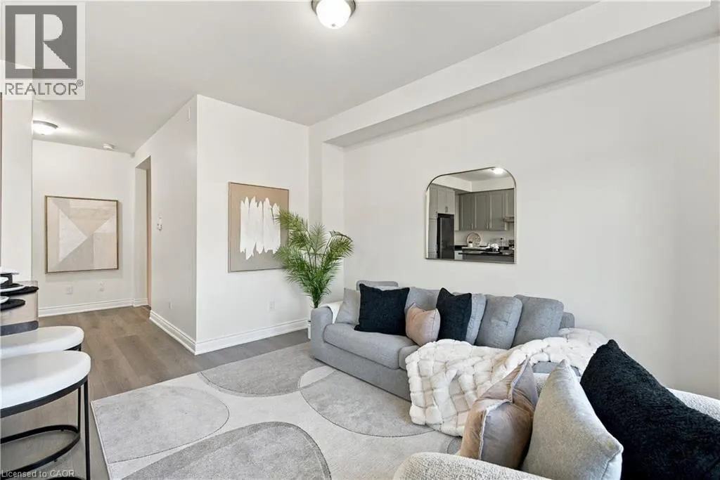 31 SAPPHIRE Way