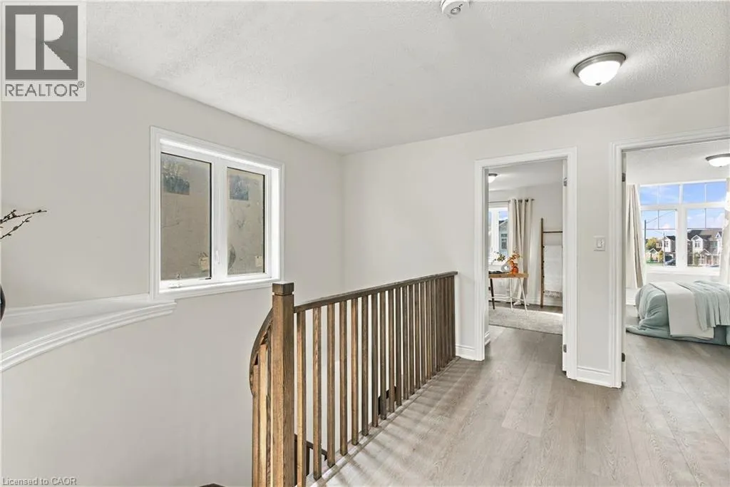 31 SAPPHIRE Way