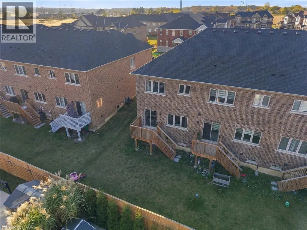 31 SAPPHIRE Way