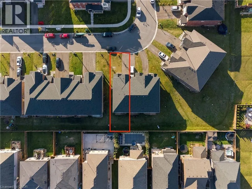 31 SAPPHIRE Way