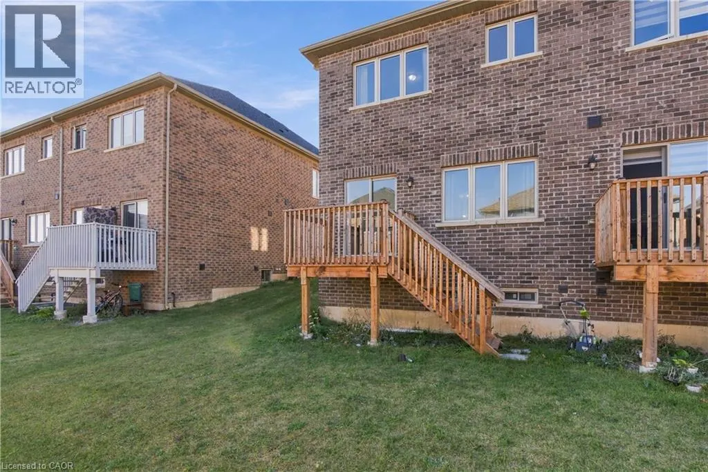 31 SAPPHIRE Way