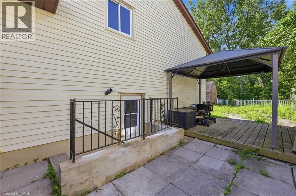 42 TERRACE Avenue