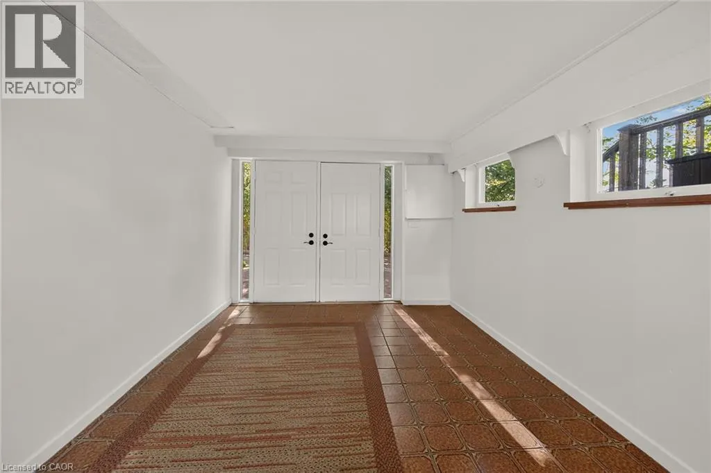 2 HELEN Street