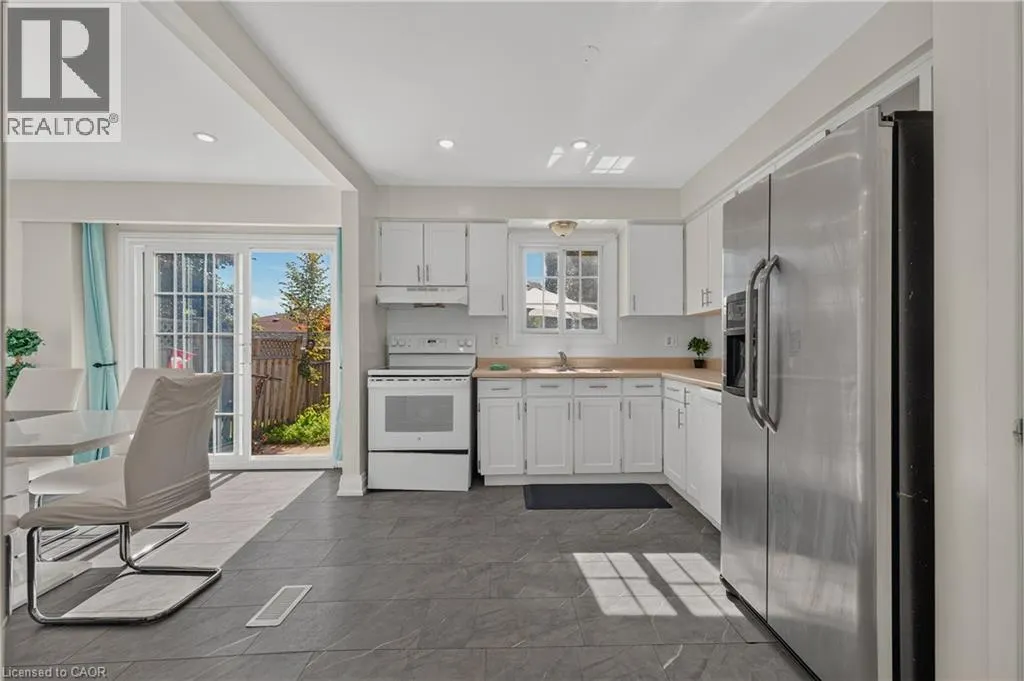 59 RALGREEN Crescent