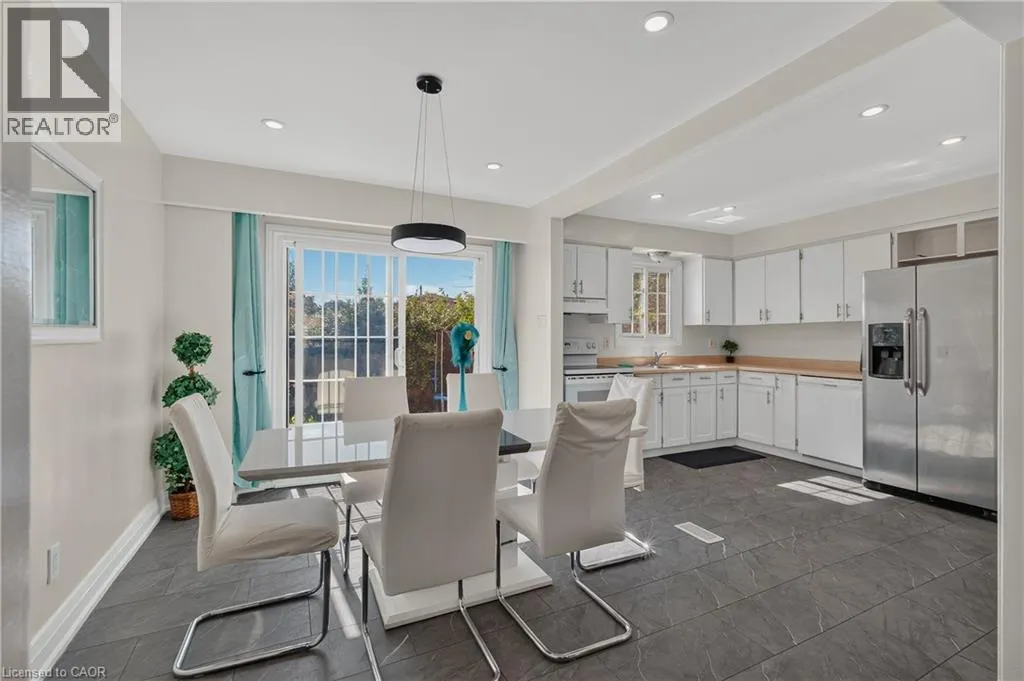 59 RALGREEN Crescent