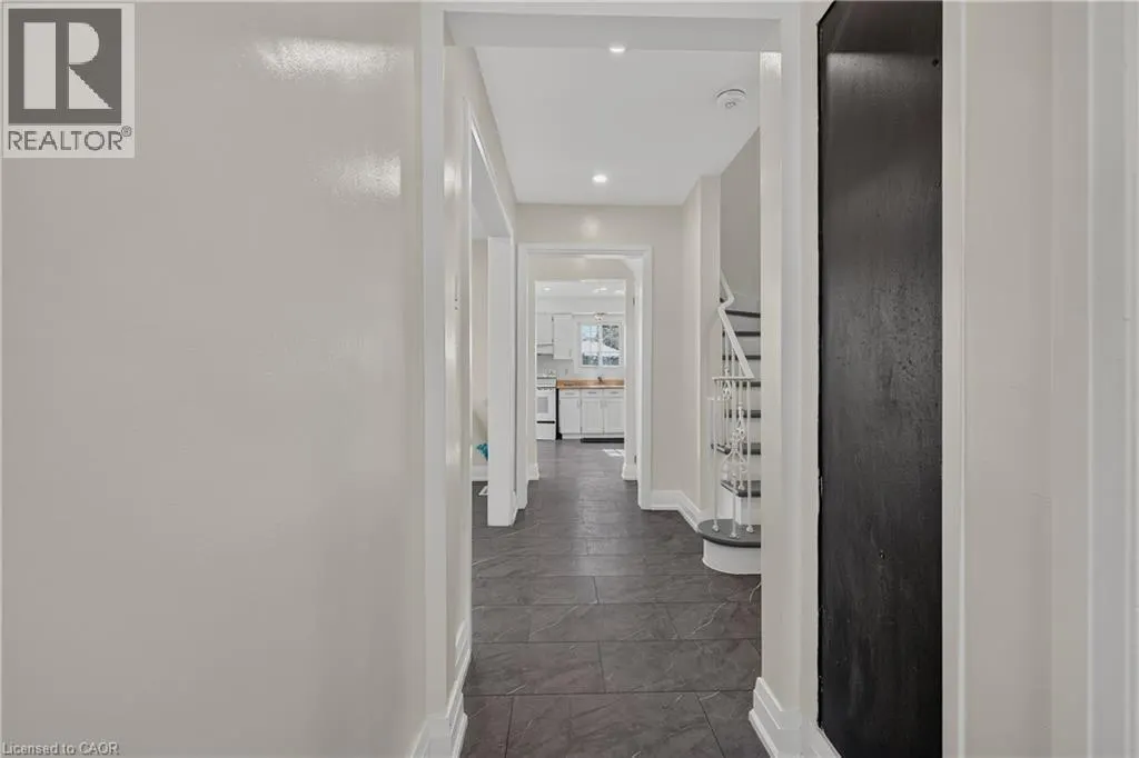 59 RALGREEN Crescent