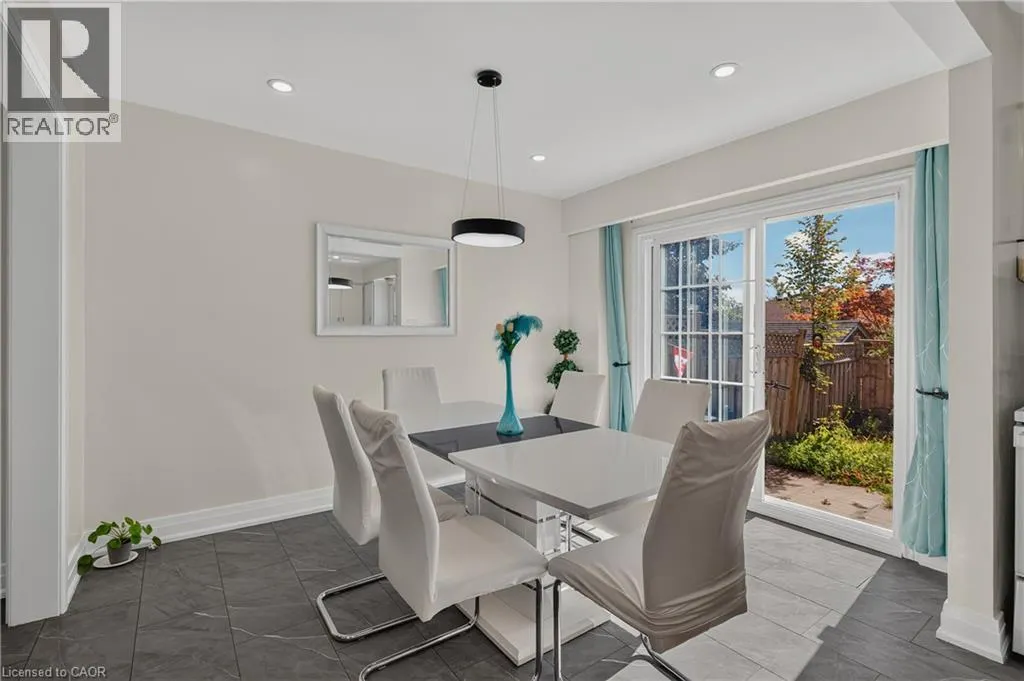 59 RALGREEN Crescent