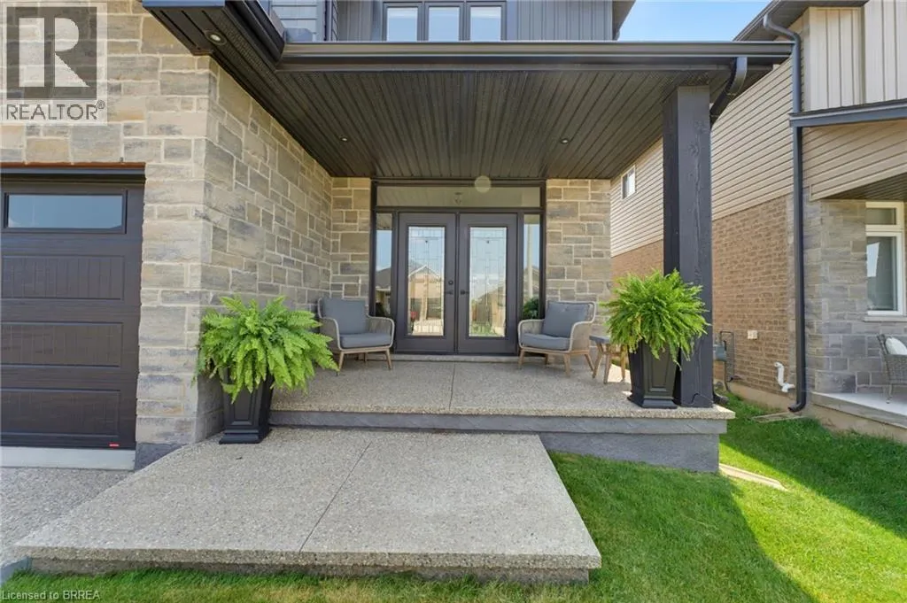 192 GIBBONS Street