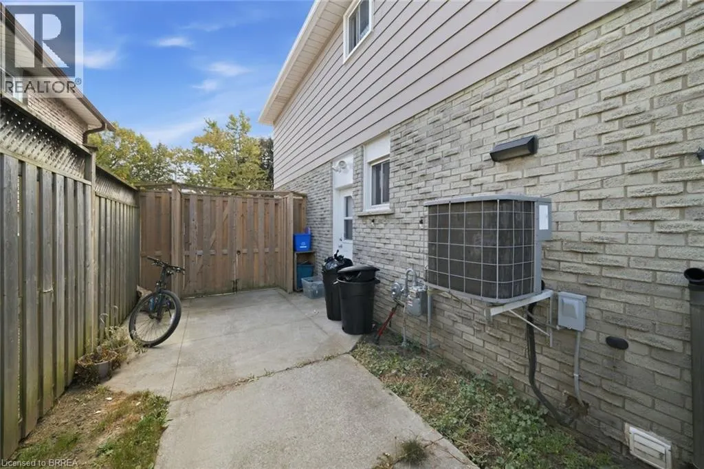 39 MAGNOLIA Drive
