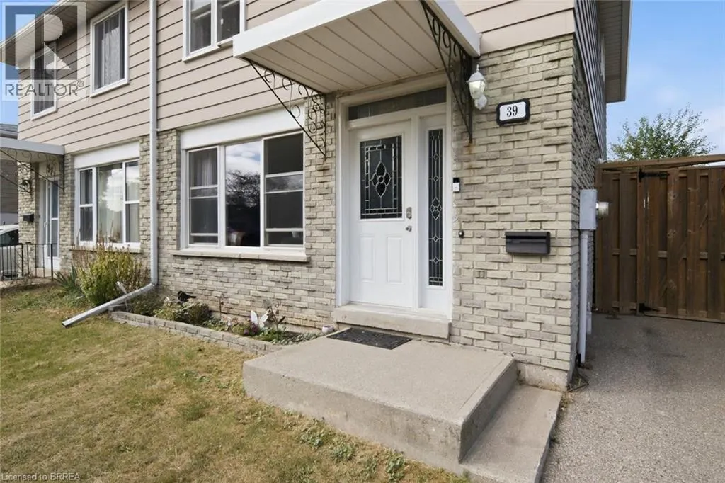 39 MAGNOLIA Drive