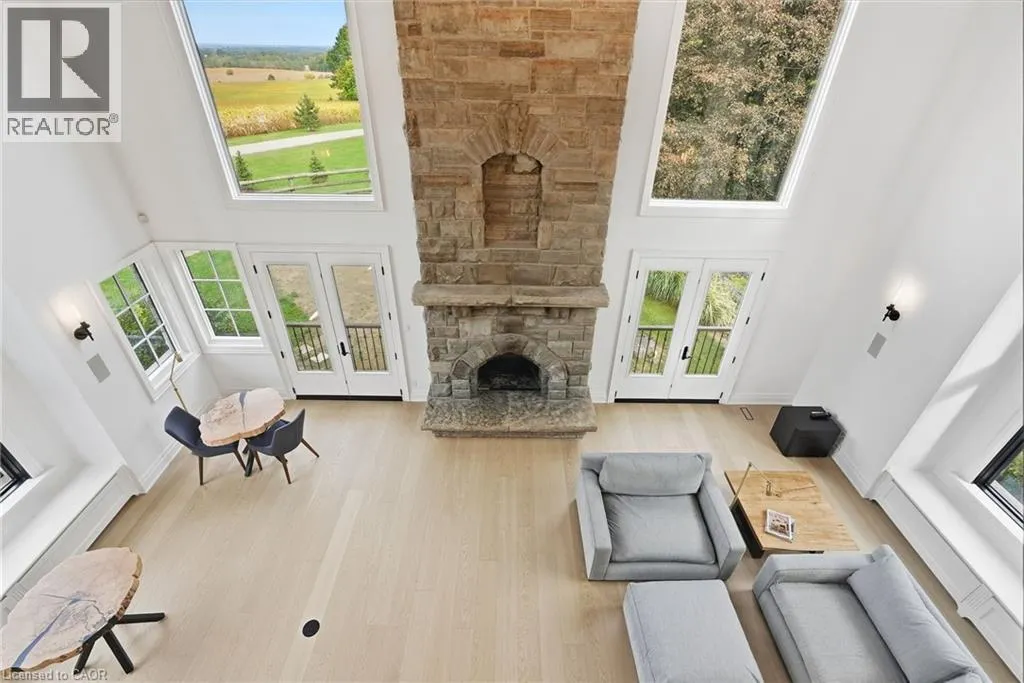 2376 8 SIDEROAD