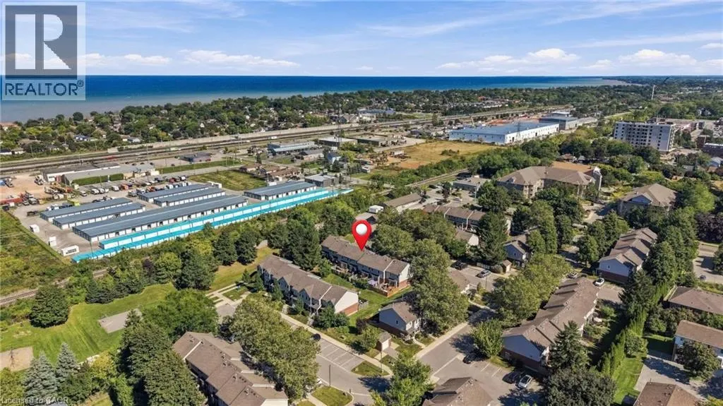 55 KERMAN Avenue Unit# 47 #47