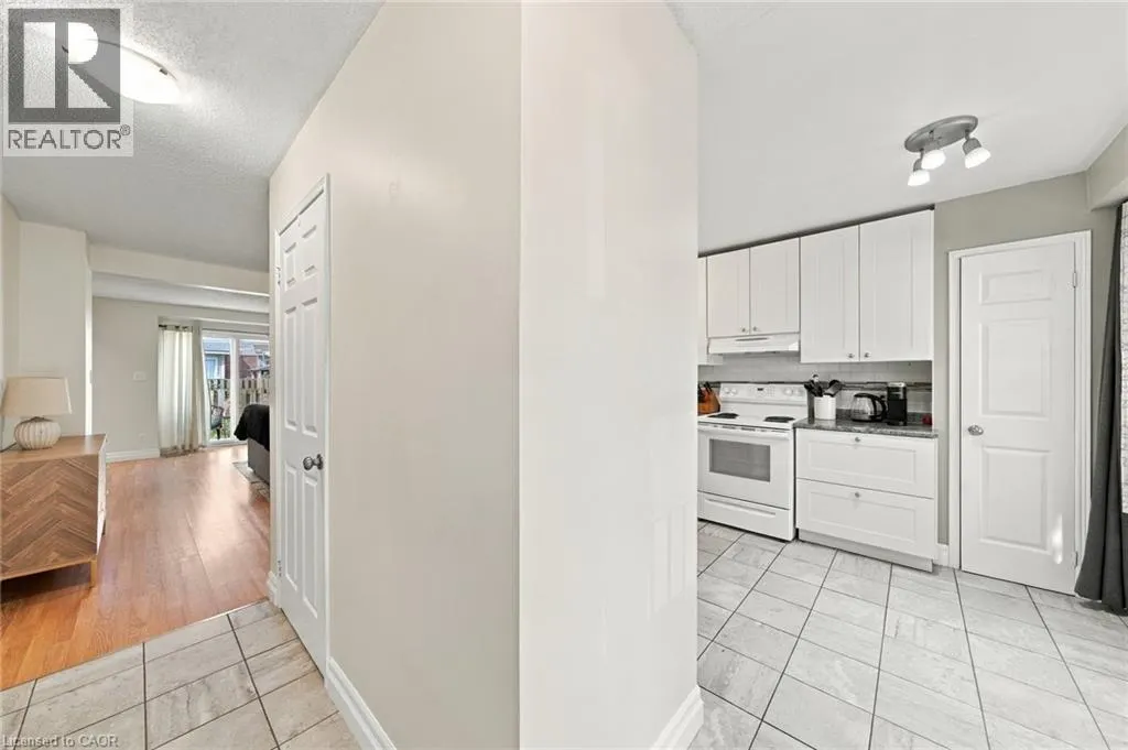 55 KERMAN Avenue Unit# 47 #47