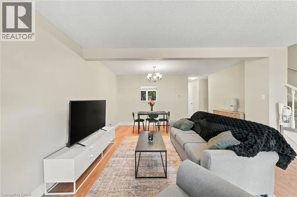 55 KERMAN Avenue Unit# 47 #47