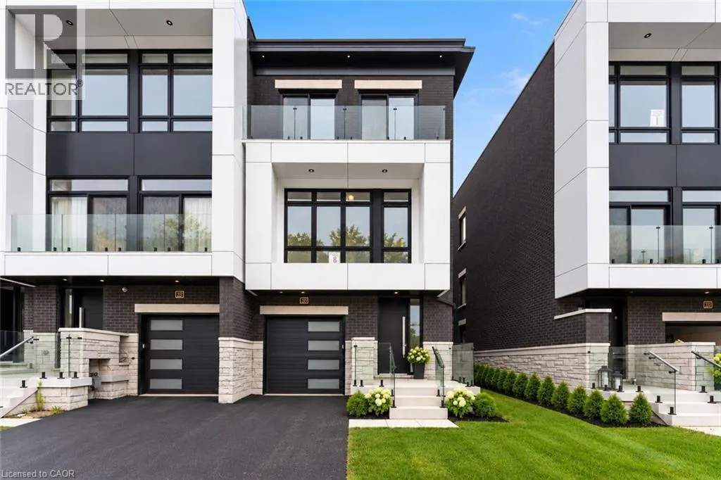 335 HELEN LAWSON Lane