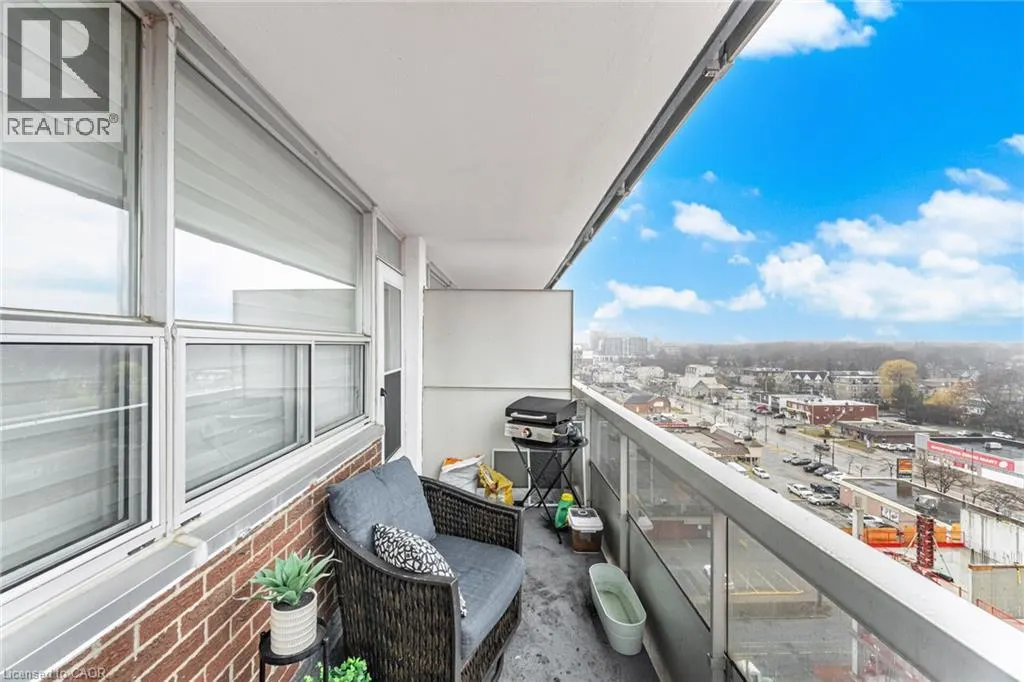 2263 MARINE Drive Unit# 1203 #1203