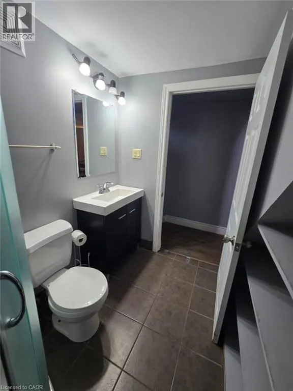 409 CASTLEGROVE Place Unit# Room 5 #Room 5
