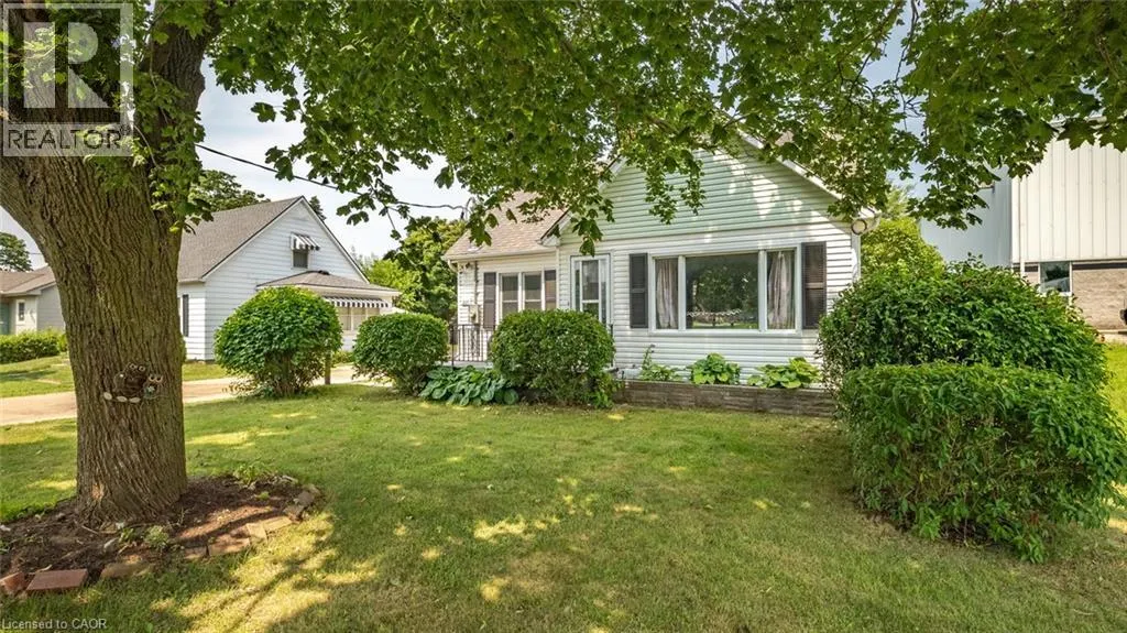 509 QUEENSWAY W