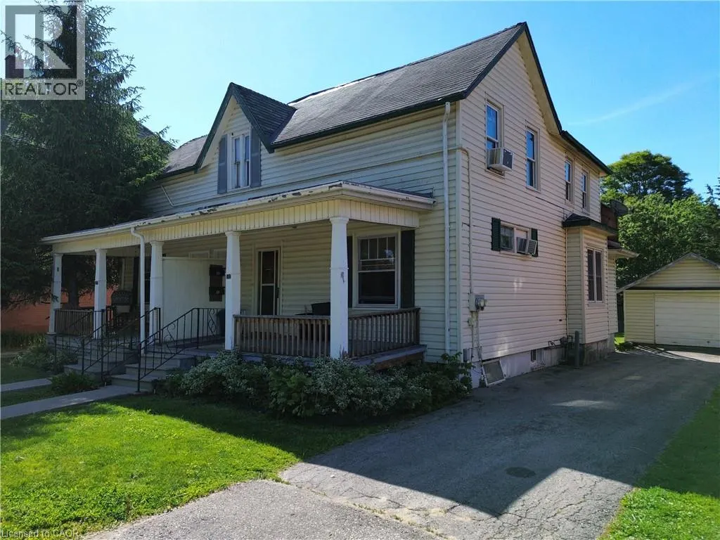102 STANLEY Street