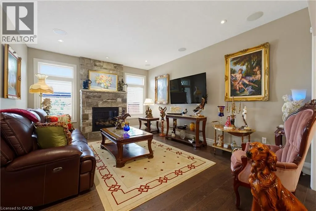 123 OAK PARK Drive