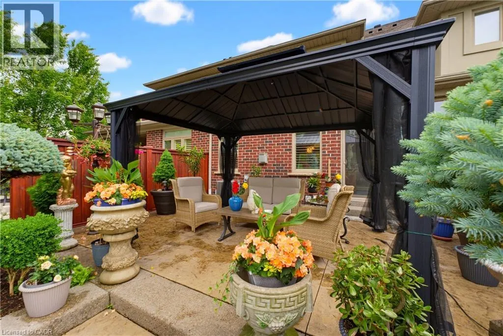123 OAK PARK Drive