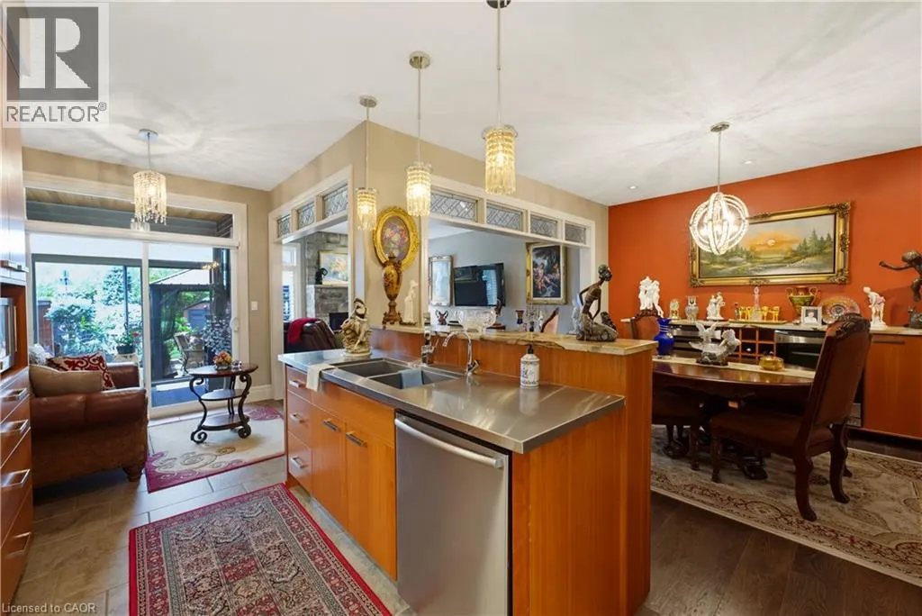 123 OAK PARK Drive