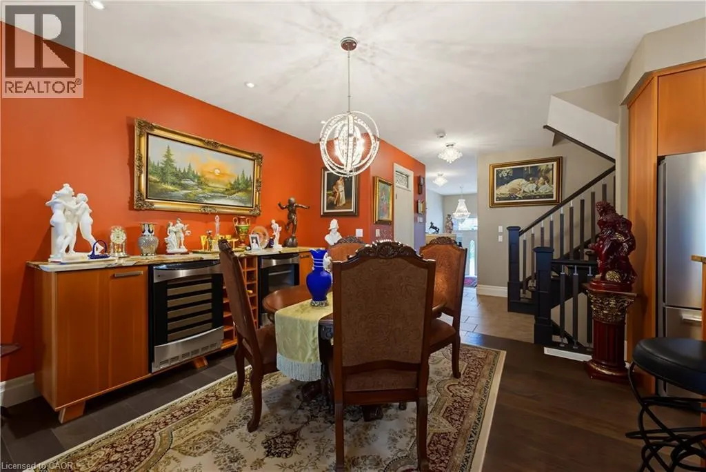 123 OAK PARK Drive