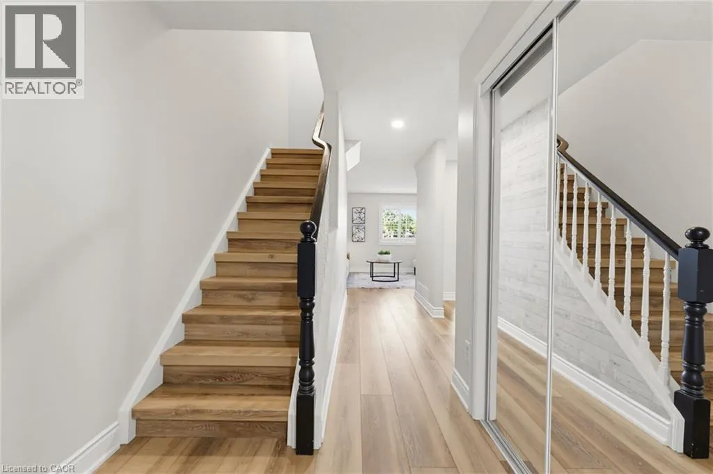 40 BRAEMAR Avenue Unit# 2 #2