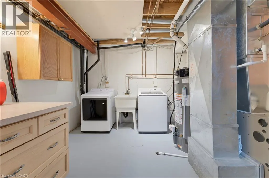 40 BRAEMAR Avenue Unit# 2 #2