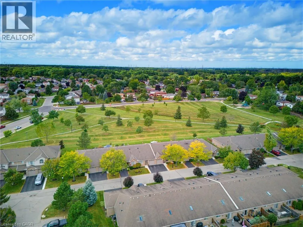 40 BRAEMAR Avenue Unit# 2 #2