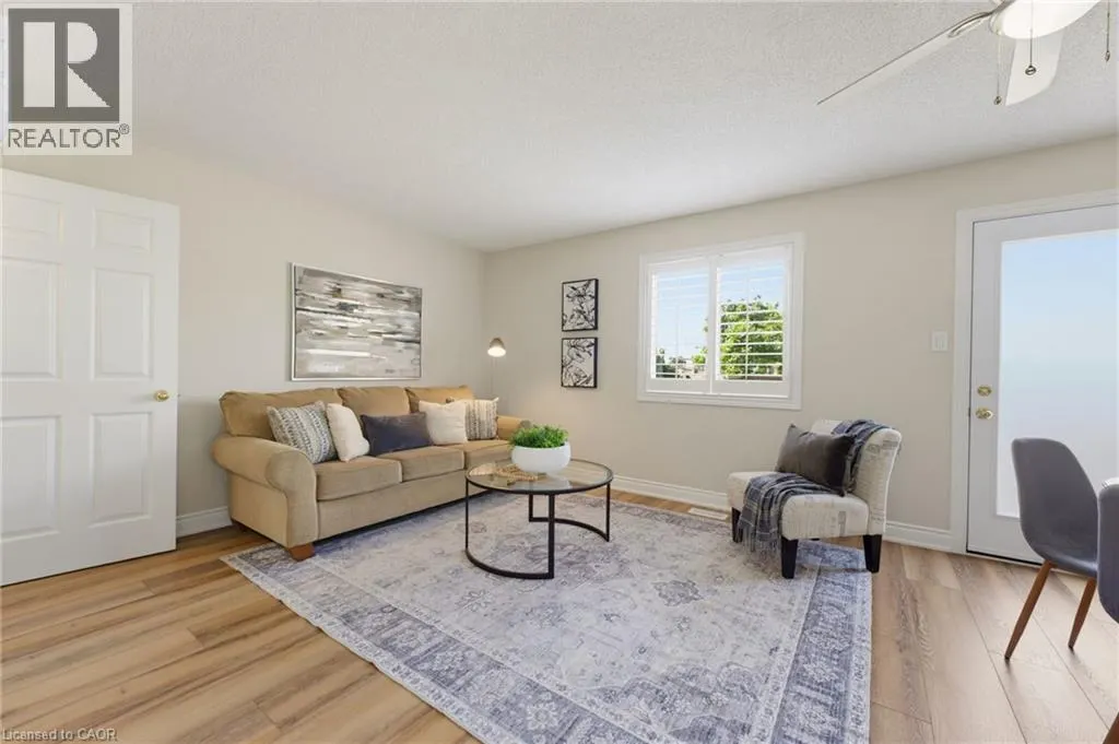 40 BRAEMAR Avenue Unit# 2 #2