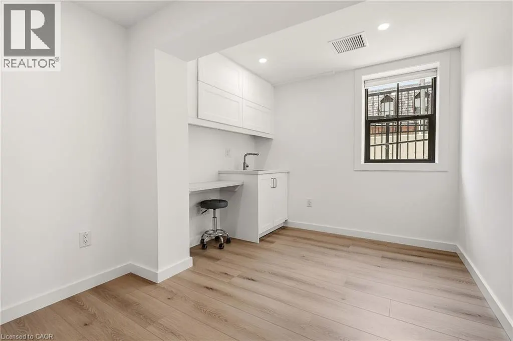 326 WILSON Street E Unit# ROOM 2 #ROOM 2