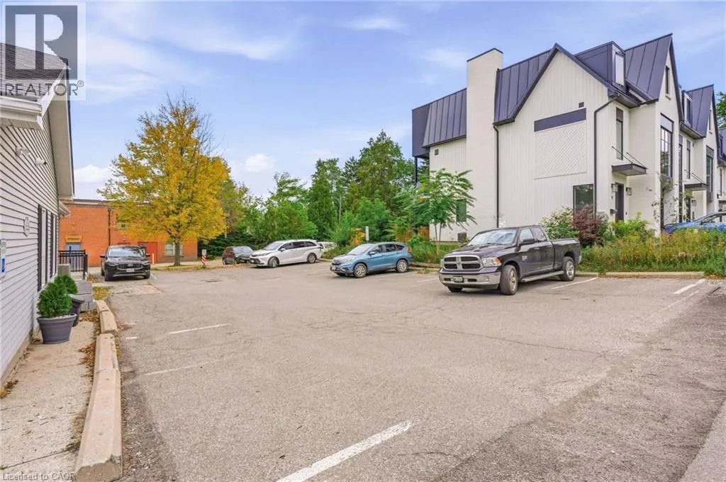 326 WILSON Street E Unit# ROOM 2 #ROOM 2