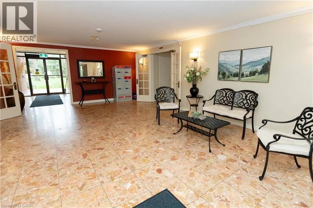 150 WILSON Street W Unit# 116 #116