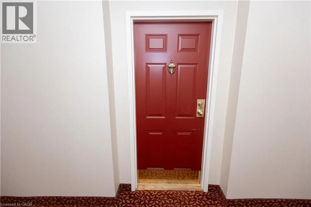 150 WILSON Street W Unit# 116 #116