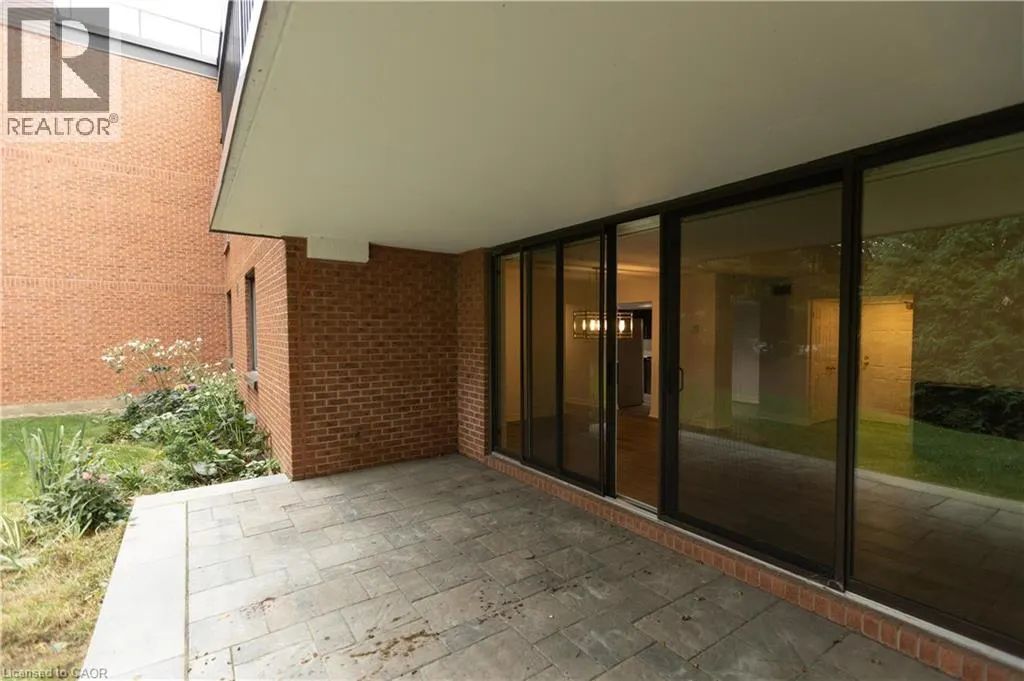 150 WILSON Street W Unit# 116 #116